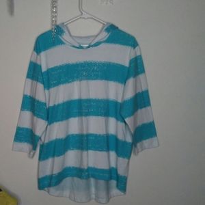 D&Co 100% Cotton Hoodie Size M !Like New!